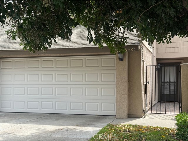 Detail Gallery Image 2 of 28 For 2508 C N Tustin, Santa Ana,  CA 92705 - 3 Beds | 2/1 Baths