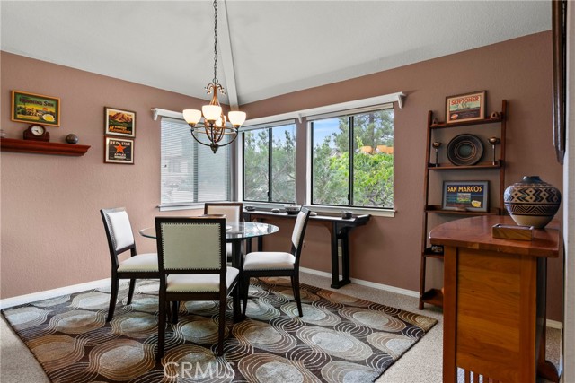 1555 Cordova Drive, San Luis Obispo CA: https://media.crmls.org/medias/fdaf886f-6270-4aa7-8549-c0305d896a94.jpg