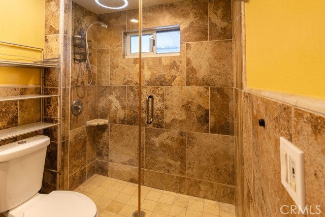 Detail Gallery Image 9 of 13 For 104 Balboa, Tustin,  CA 92780 - 2 Beds | 2 Baths