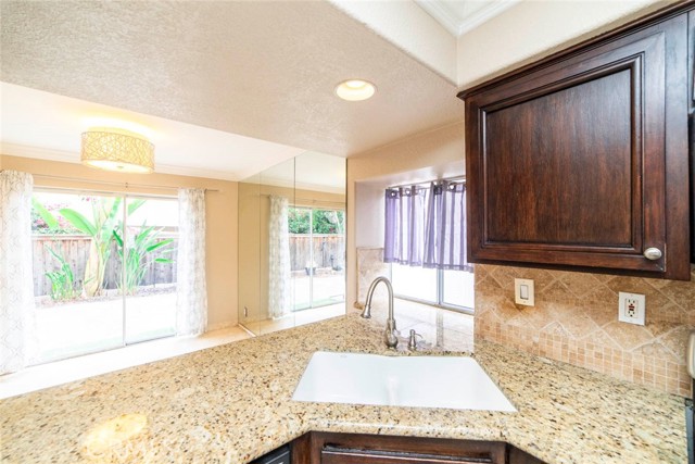 32 Santa Clara Street, Aliso Viejo CA: https://media.crmls.org/medias/fdb0a637-36c2-42ba-b442-6b869e34226f.jpg