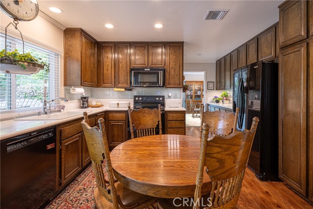 Detail Gallery Image 14 of 41 For 8435 Sale Ave, West Hills,  CA 91304 - 4 Beds | 2 Baths