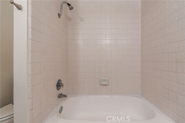 Detail Gallery Image 26 of 43 For 27 Lucero, Irvine,  CA 92620 - 4 Beds | 2/1 Baths