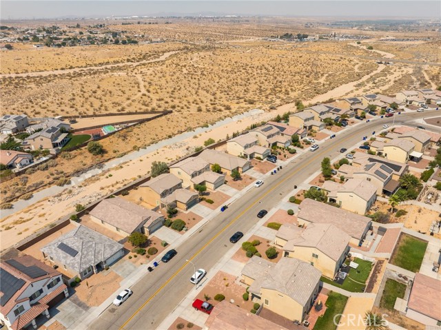 Detail Gallery Image 46 of 49 For 16620 Desert Lily St, Victorville,  CA 92394 - 4 Beds | 2/1 Baths