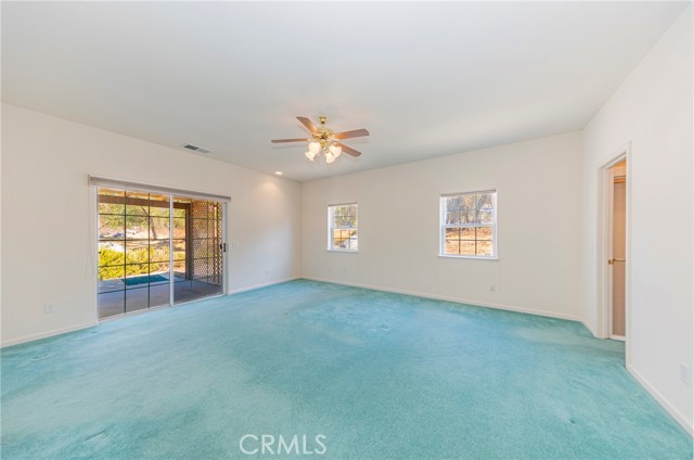 41028 Shandee Lane, Ahwahnee CA: https://media.crmls.org/medias/fdb2716b-02e6-4725-b12d-6ae8d5e7acdd.jpg