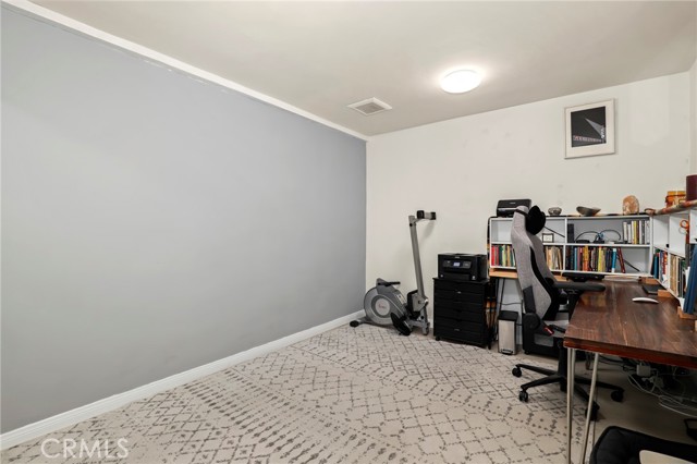 Detail Gallery Image 28 of 38 For 209 S Oakland Ave #D,  Pasadena,  CA 91101 - 3 Beds | 2/1 Baths