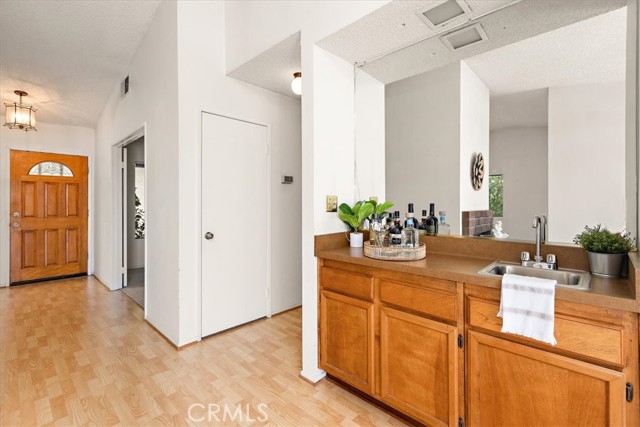 524 Topside Place, Diamond Bar CA: https://media.crmls.org/medias/fdb2e81f-2c75-411b-8476-55645f96fefb.jpg
