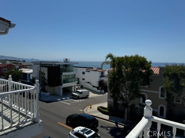 Image 2 for 2104 Highland Ave #B, Manhattan Beach, CA 90266