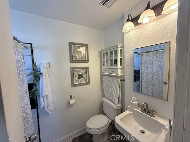 Detail Gallery Image 30 of 53 For 3840 Lupine, Rosamond,  CA 93560 - 4 Beds | 3 Baths
