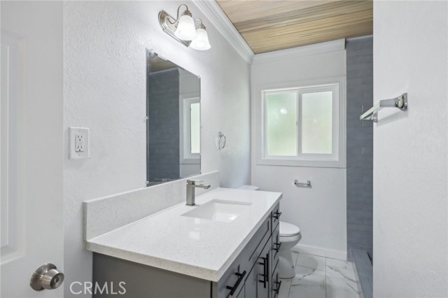 Detail Gallery Image 15 of 61 For 854 Bergschrund Dr, Crestline,  CA 92325 - 4 Beds | 2 Baths