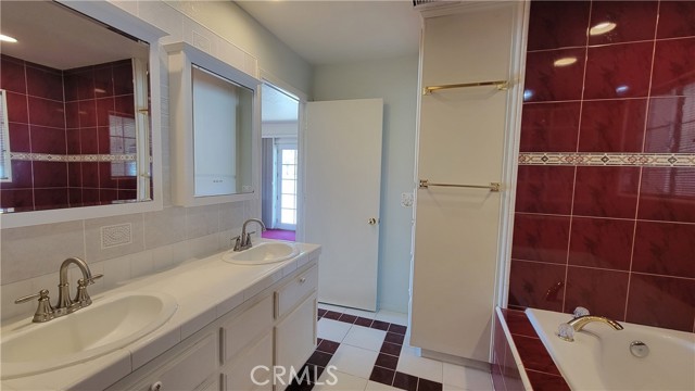 Detail Gallery Image 25 of 57 For 8756 Oakwood Ave, Hesperia,  CA 92345 - 7 Beds | 6 Baths