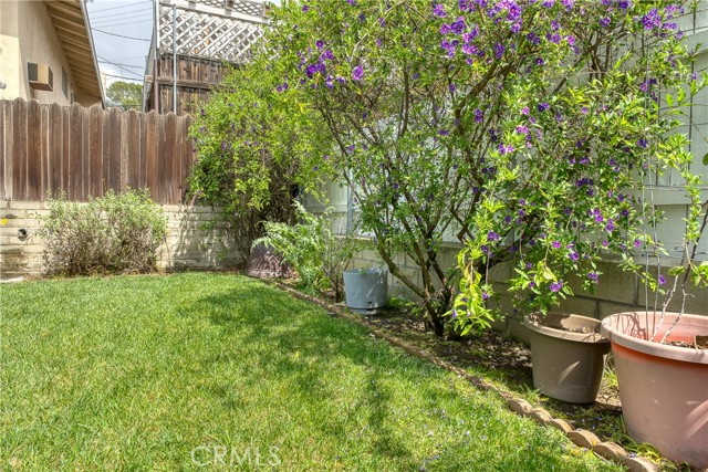 3611 Fourth Avenue, Glendale CA: https://media.crmls.org/medias/fdb48453-ca99-4701-a0f1-a21c61ef1c4f.jpg