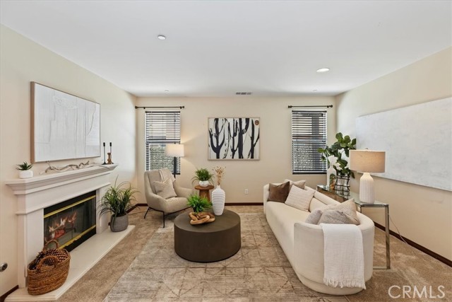 239 Cross Rail Lane, Norco CA: https://media.crmls.org/medias/fdb53328-8507-47a0-84ab-10008d4df3f5.jpg