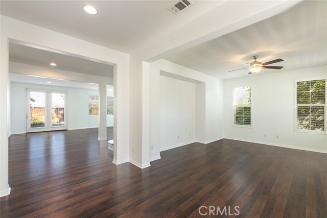 25380 Coral Canyon Road, Corona CA: https://media.crmls.org/medias/fdb7da38-f29e-4a48-aa63-c42a59f5fc35.jpg