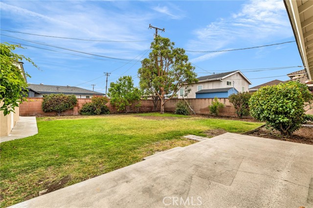 13262 Galway Street, Garden Grove CA: https://media.crmls.org/medias/fdba4271-07d1-4819-bd56-82c53db55f17.jpg
