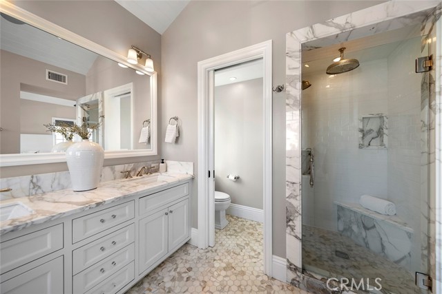 515 Narcissus Avenue, Corona del Mar CA: https://media.crmls.org/medias/fdba5c9a-ddfd-4a49-8cf2-73796065f113.jpg