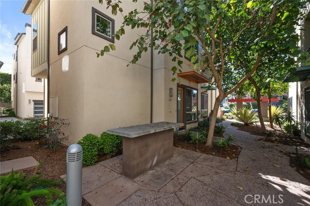 Detail Gallery Image 7 of 56 For 1807 Coastal Way, Costa Mesa,  CA 92627 - 2 Beds | 2/2 Baths