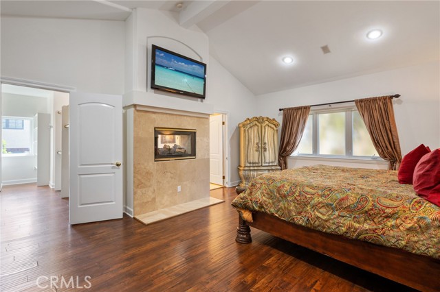 Detail Gallery Image 16 of 29 For 3210 N Ardmore Ave, Manhattan Beach,  CA 90266 - 5 Beds | 3/1 Baths