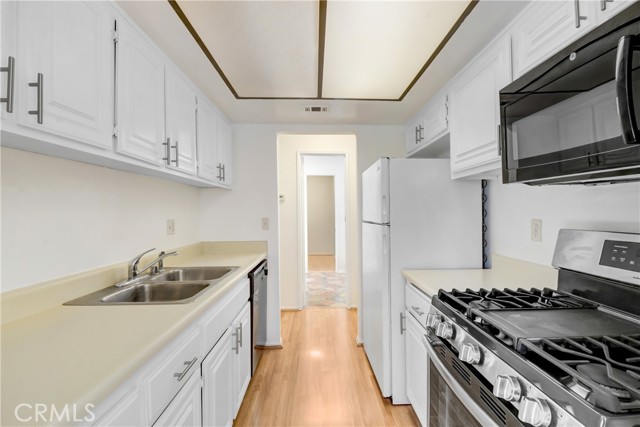 Detail Gallery Image 2 of 19 For 600 Central Ave #372,  Riverside,  CA 92507 - 1 Beds | 1 Baths