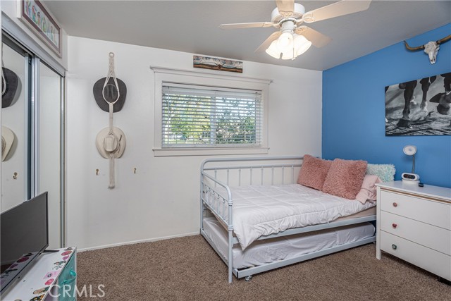 Detail Gallery Image 28 of 42 For 825 Gibson Ave, Simi Valley,  CA 93065 - 5 Beds | 2 Baths