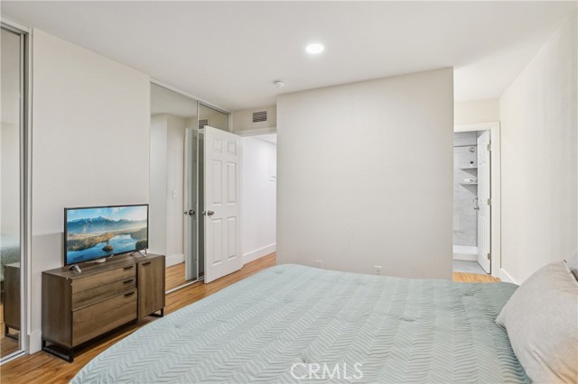 1124 S Citron, Anaheim CA: https://media.crmls.org/medias/fdc08f7c-9bfe-4933-bd04-9b4df9ba27cf.jpg