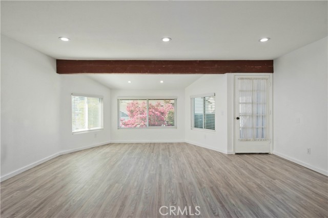 20227 Elkwood Street, Winnetka CA: https://media.crmls.org/medias/fdc0c324-e7ed-4e27-a4de-aba529b1cfe1.jpg
