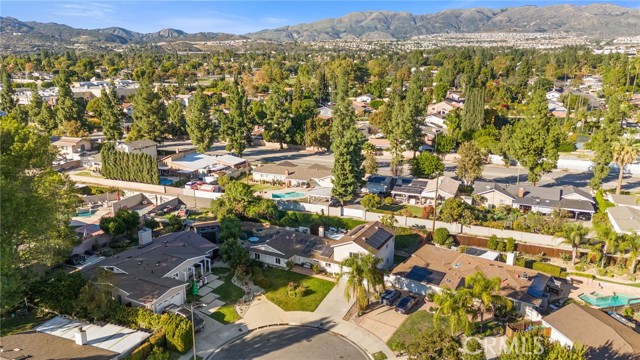 Detail Gallery Image 49 of 62 For 10215 Casaba, Chatsworth,  CA 91311 - 5 Beds | 3/1 Baths