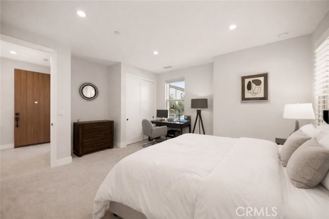 Detail Gallery Image 7 of 73 For 60 Rotunda, Irvine,  CA 92620 - 4 Beds | 3/1 Baths