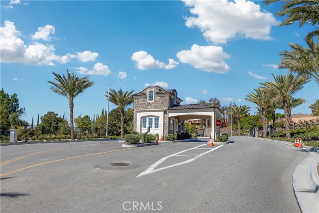 Detail Gallery Image 3 of 47 For 22049 Portofino Dr, Walnut,  CA 91789 - 4 Beds | 3/1 Baths