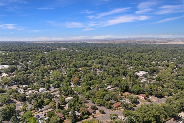 479 E 9th Street, Chico CA: https://media.crmls.org/medias/fdc25435-d7c4-41dd-b987-eac9b55585b0.jpg
