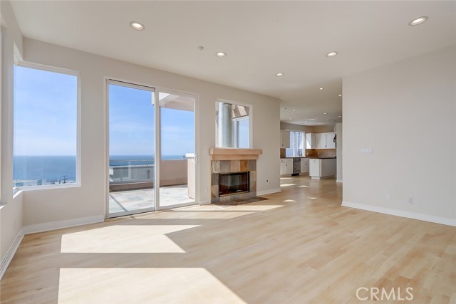 4419 Crest Drive, Manhattan Beach, California 90266, 3 Bedrooms Bedrooms, ,3 BathroomsBathrooms,Residential,Sold,Crest,SB22220114