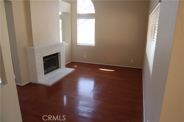 Detail Gallery Image 5 of 5 For 42015 Roanoake St, Temecula,  CA 92591 - 4 Beds | 2/1 Baths