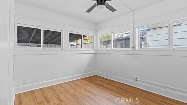 4095 Albatross Street, San Diego CA: https://media.crmls.org/medias/fdc3c5d4-5588-457b-84af-a115f9b1c61d.jpg