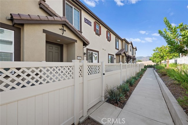 Detail Gallery Image 1 of 9 For 24139 Dolcetto Ave, Murrieta,  CA 92562 - 3 Beds | 2/1 Baths