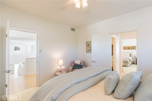 Detail Gallery Image 33 of 48 For 4921 Rupert Ave, Encino,  CA 91316 - 4 Beds | 3 Baths