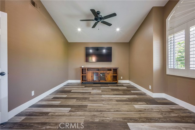 Detail Gallery Image 22 of 48 For 2311 via Pacifica, Corona,  CA 92882 - 4 Beds | 3 Baths