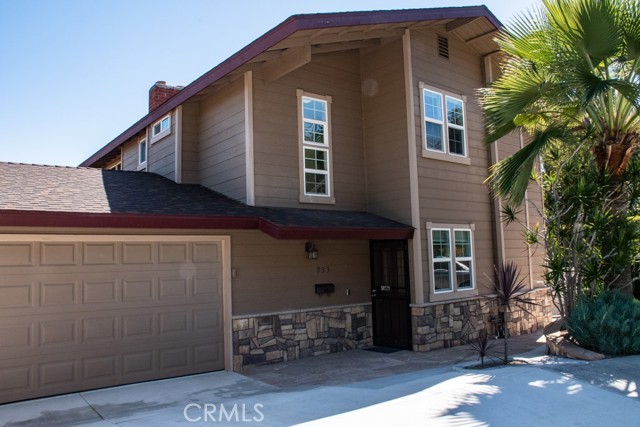 Detail Gallery Image 5 of 68 For 933 Eastside Rd, El Cajon,  CA 92020 - 3 Beds | 2/1 Baths