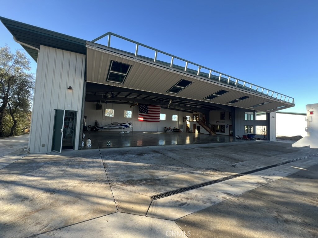 20820 Elderberry Way