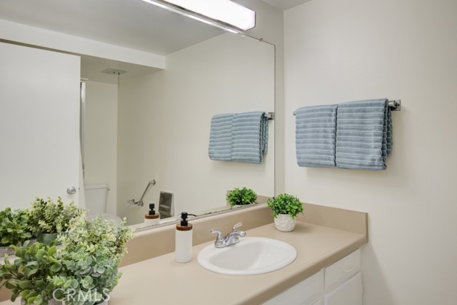 Detail Gallery Image 18 of 42 For 255 Calle Aragon #Q,  Laguna Woods,  CA 92637 - 2 Beds | 2 Baths