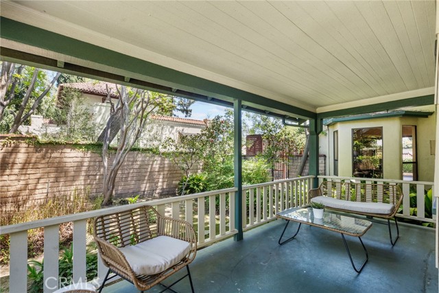 Detail Gallery Image 3 of 55 For 1156 E Howard St, Pasadena,  CA 91104 - 3 Beds | 2 Baths