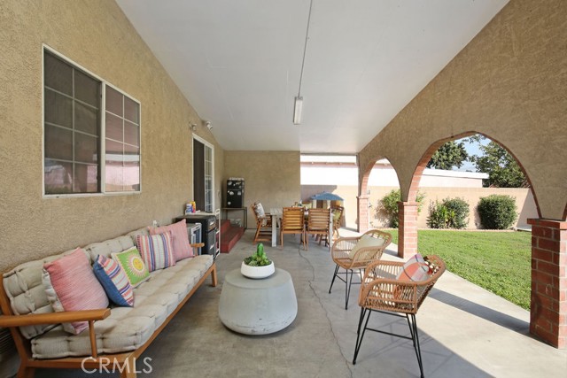 Detail Gallery Image 25 of 41 For 5024 N Bentree Cir, Long Beach,  CA 90807 - 4 Beds | 2 Baths