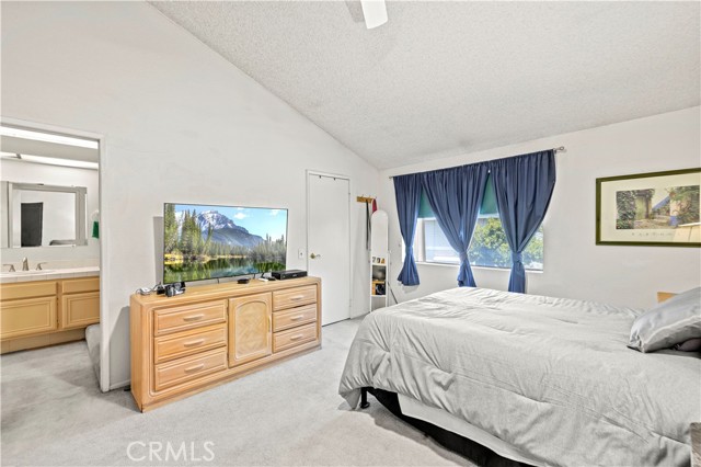 Detail Gallery Image 23 of 55 For 25139 Amberley Way, Valencia,  CA 91355 - 3 Beds | 2 Baths