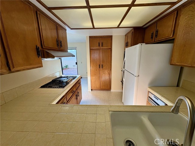 Detail Gallery Image 15 of 44 For 9821 Sun Valley, Montclair,  CA 91763 - 3 Beds | 2/1 Baths