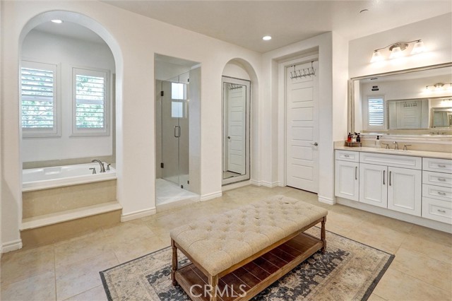 Detail Gallery Image 41 of 60 For 6845 Shadow Wood Dr, Moorpark,  CA 93021 - 5 Beds | 4/1 Baths