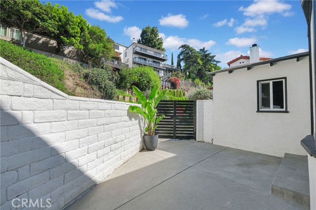 1923 HOLLYVISTA, Los Angeles CA: https://media.crmls.org/medias/fdcbab0a-f54b-451c-9323-fdb32994c9ac.jpg