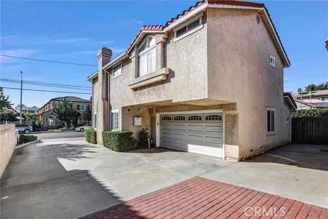5540 Sutana Avenue photo 4