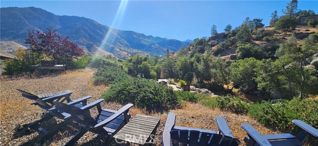 Detail Gallery Image 2 of 58 For 37 Oak, Kernville,  CA 93238 - 2 Beds | 1 Baths