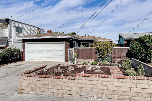 Detail Gallery Image 1 of 41 For 1725 Van Horne Ln, Redondo Beach,  CA 90278 - 4 Beds | 2/1 Baths