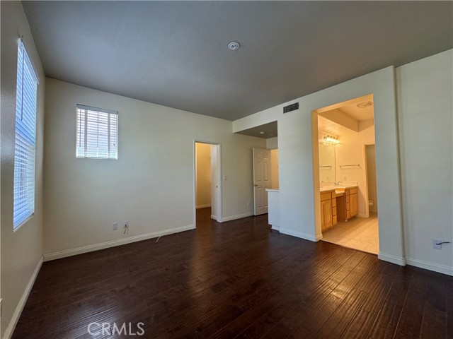 Detail Gallery Image 22 of 41 For 28154 Ashbrook Ln, Valencia,  CA 91354 - 2 Beds | 2/1 Baths