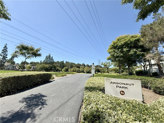 48 Hawksmoor, Aliso Viejo CA: https://media.crmls.org/medias/fdd00180-e492-4cee-9c15-4d851ff99944.jpg