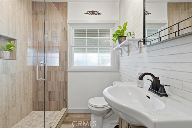 Detail Gallery Image 22 of 58 For 5640 E Parkcrest, Long Beach,  CA 90808 - 3 Beds | 3 Baths